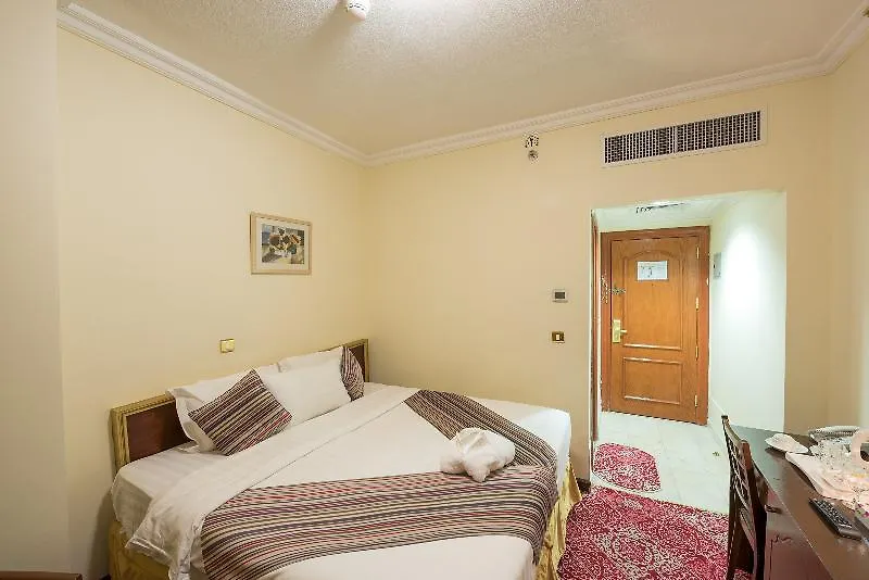 Dar Al Naem Hotel Medine 4*,  Suudi Arabistan